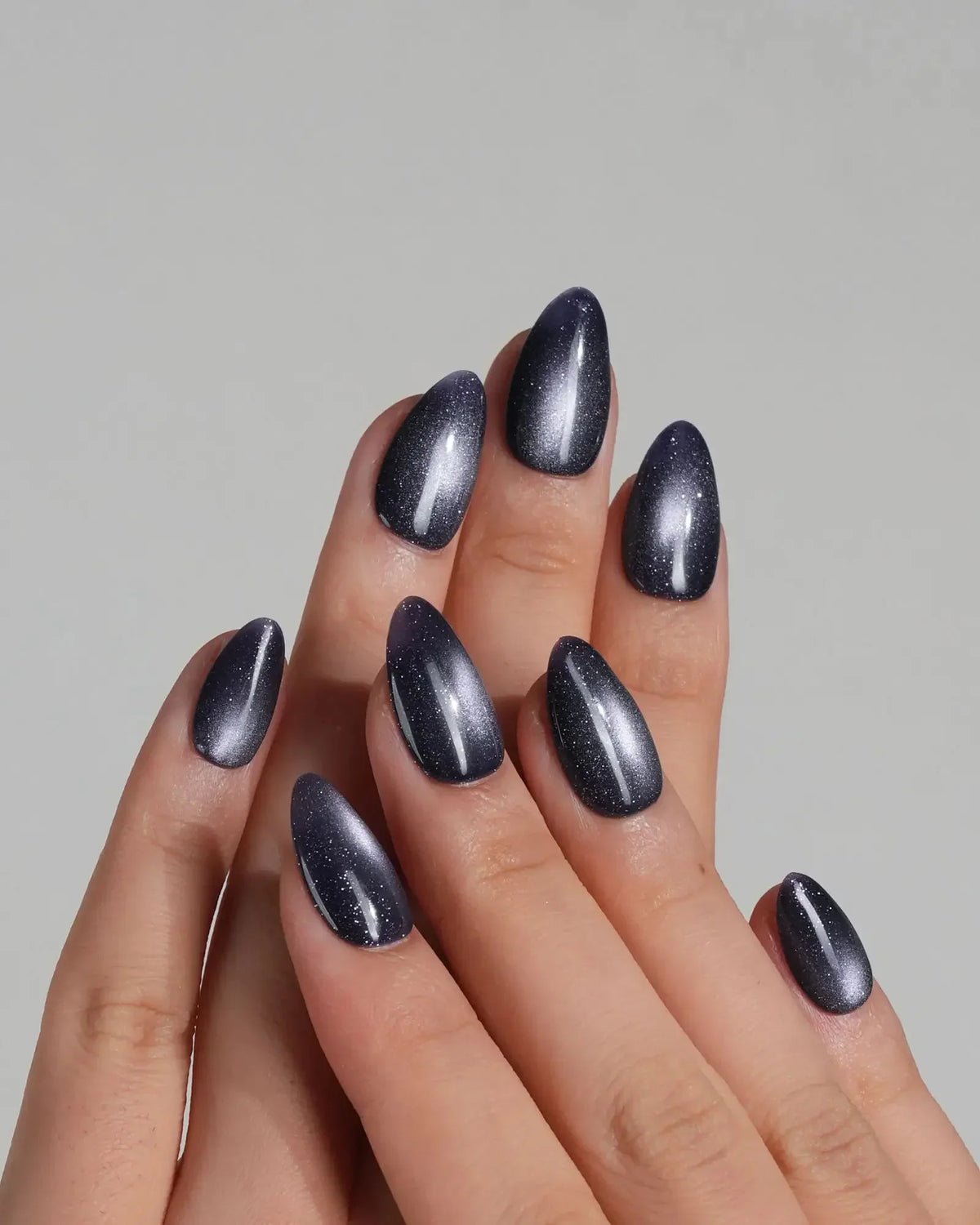 Glint Obsidian Reusable Press On Nails