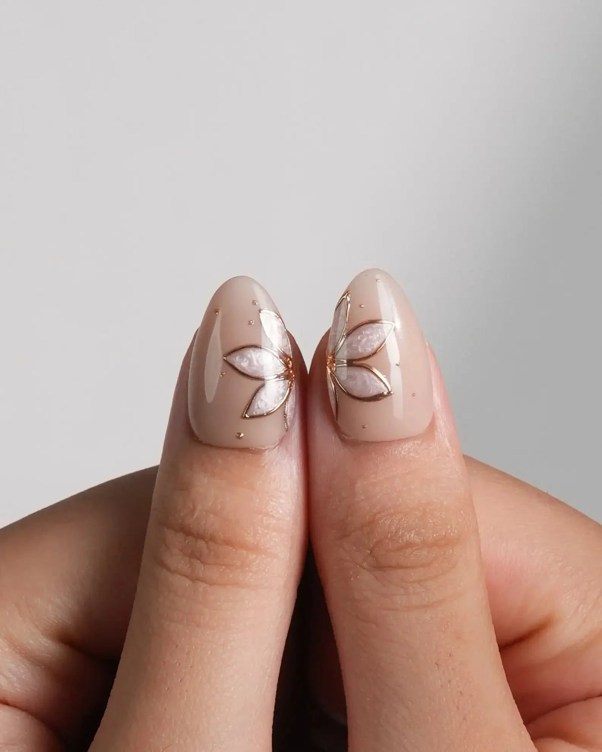 Haze Bloom Reusable Press On Nails