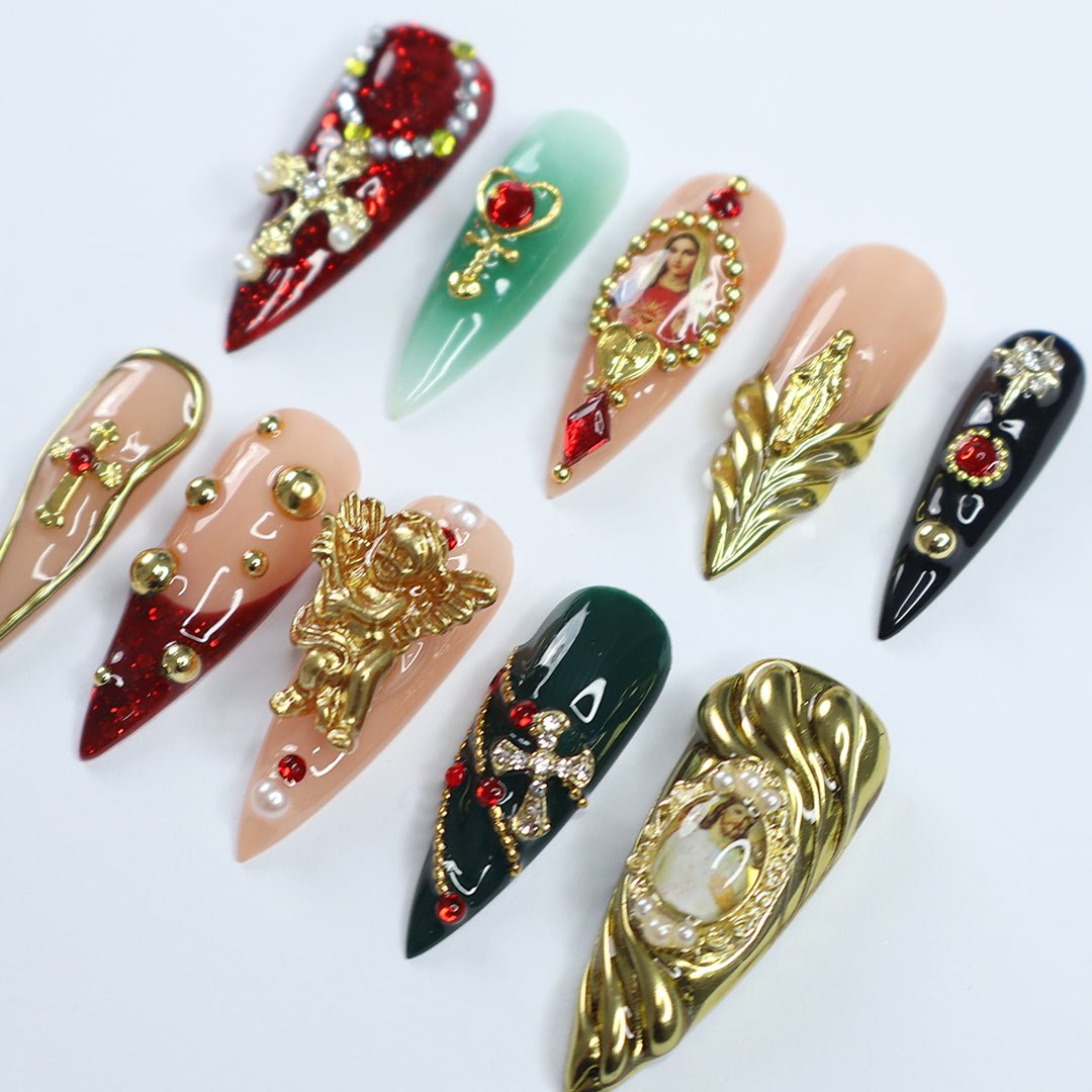 Heavenly Christmas Red Gold Press On Nails