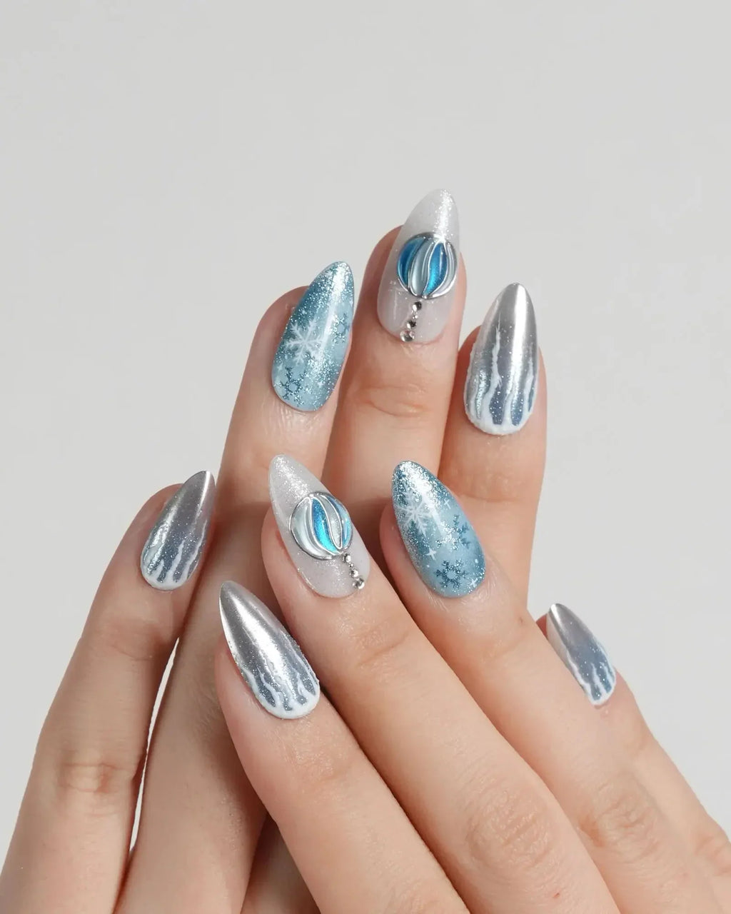 Frozen Dream Reusable Press On Nails