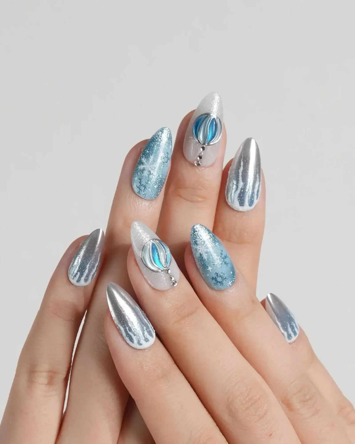 Frozen Dream Reusable Press On Nails