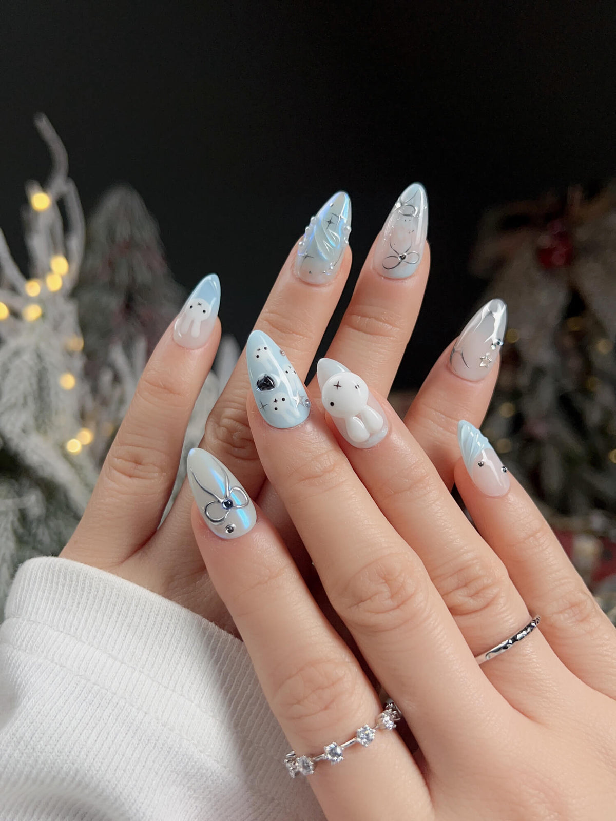 Icy Miffy Reusable Press On Nails
