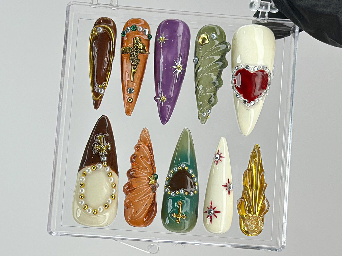 Royal-Inspired Press On Nails, Luxury Jeweled Nail charms, Luxurious Christmas and Holiday