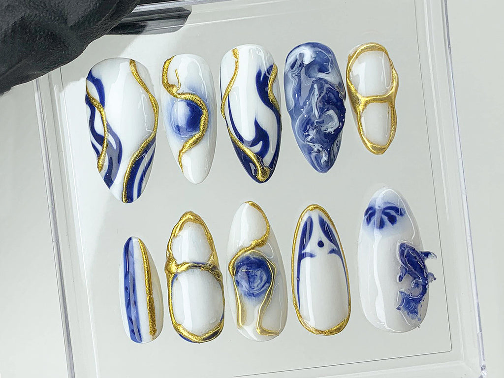 Japanese Koi Fish Porcelain Nails, White & Blue Press-On Nails, Custom Handmade Bát
