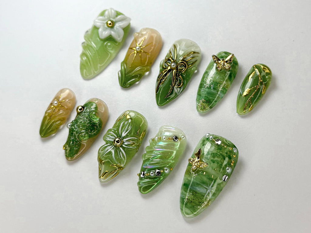Hand-Painted Forest Green Press On Nails | Botanical Nail Design | Green Nature-Inspired Nails | Green Nature-Inspired Nails | JB705HK
