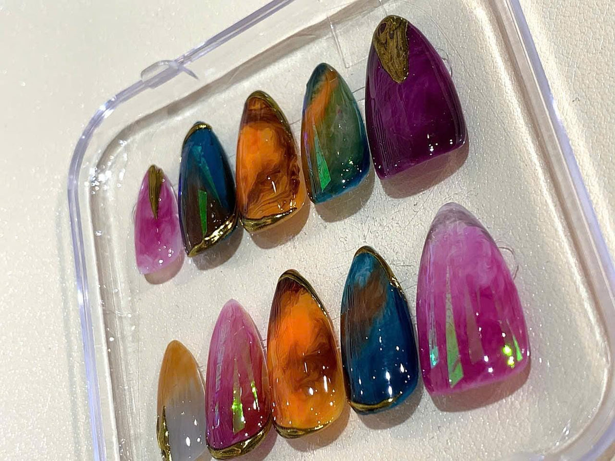 Hand-Painted Marble Press On Nails: Metallic Edge Abstract Nail Art