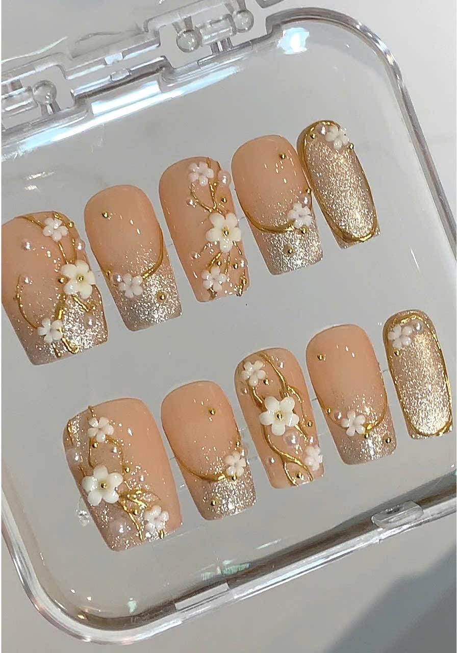 Floral Press On Nails | Nude, Gold Glitter, 3D Flower | Handmade