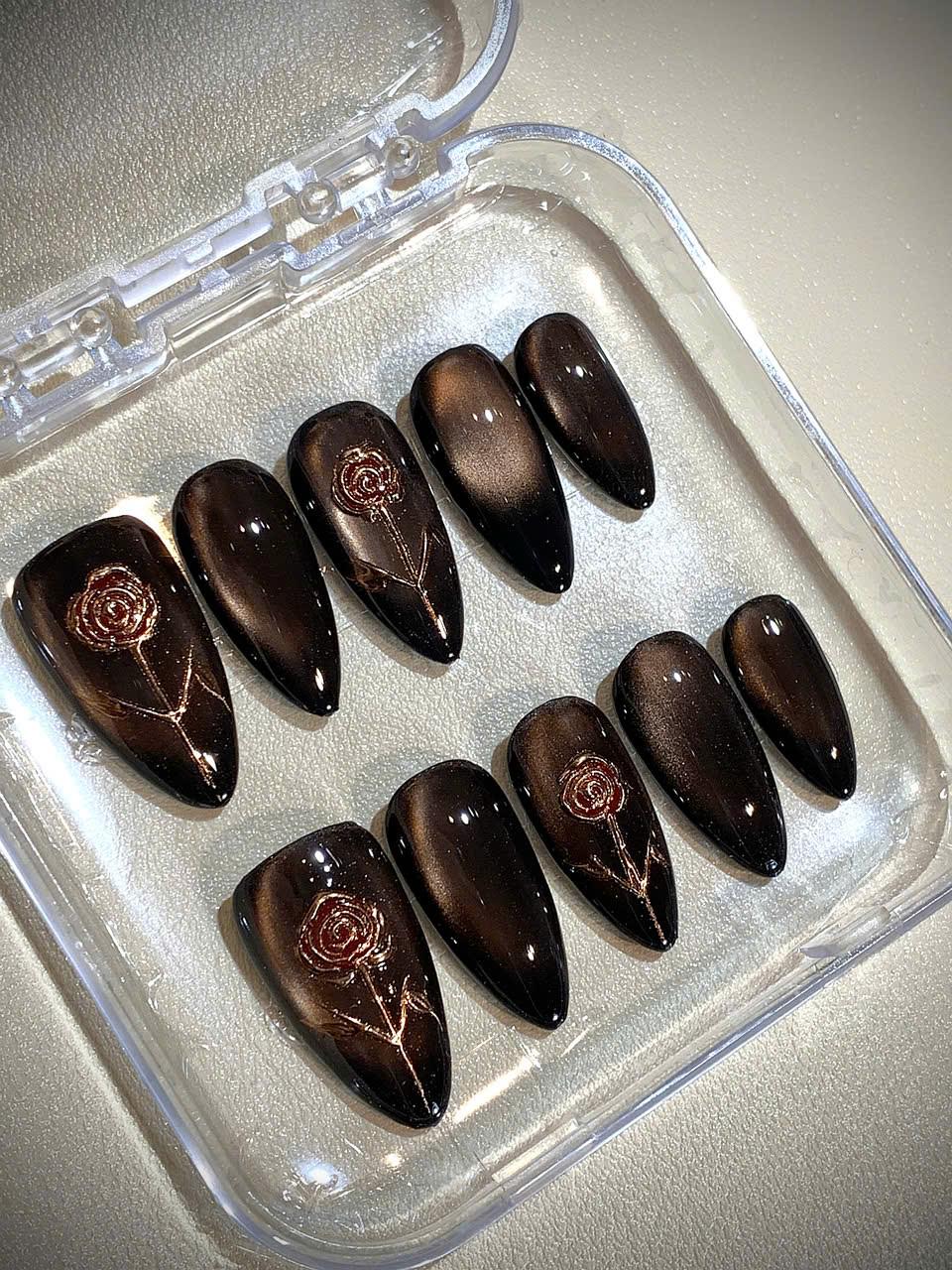 Black Rose Press On Nails: Gothic Cat Eye Magnetic Effect, Handmade