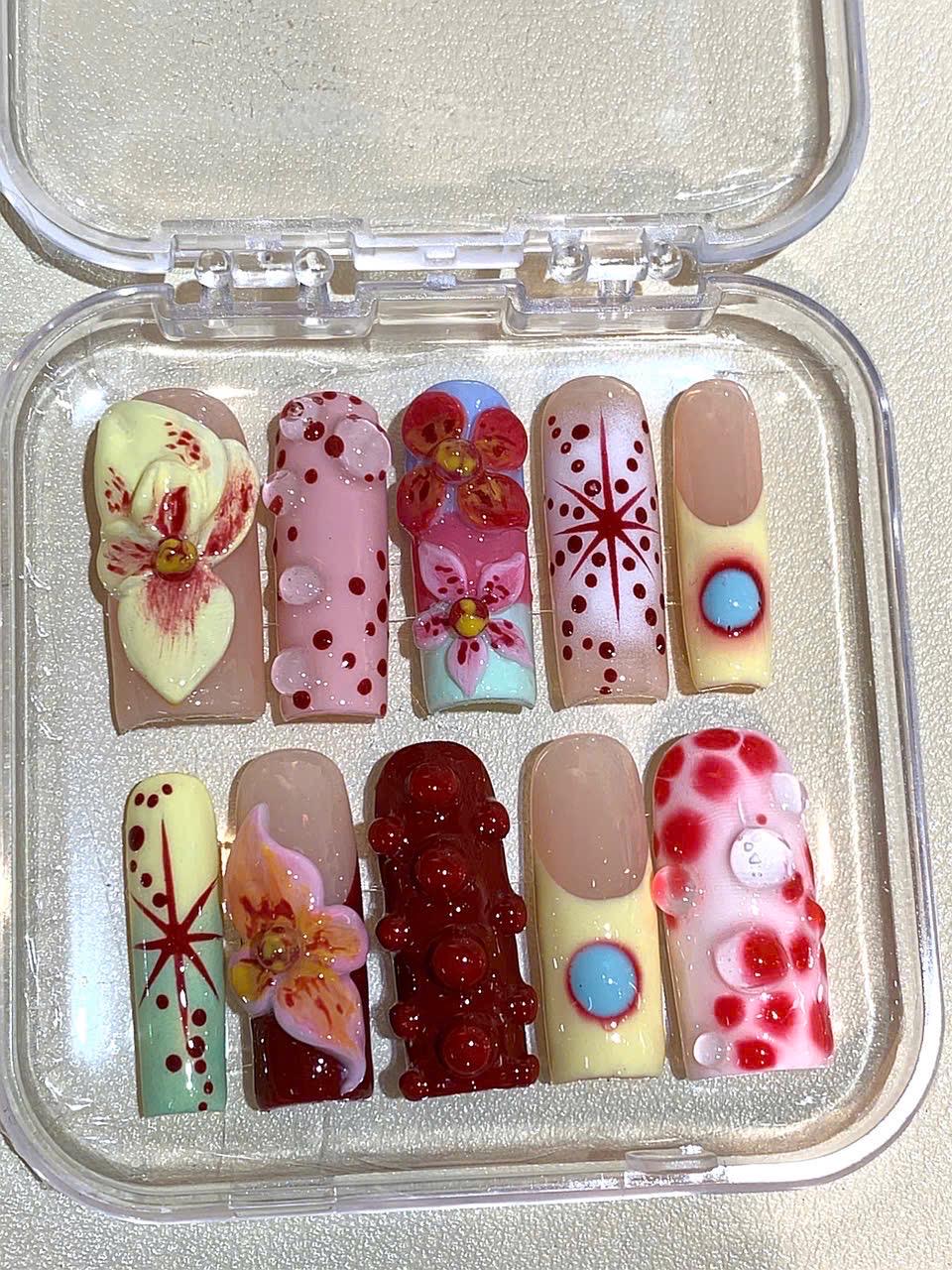 3D Floral Press On Nails: Retro Pop Art, Handmade Funky Nail Art