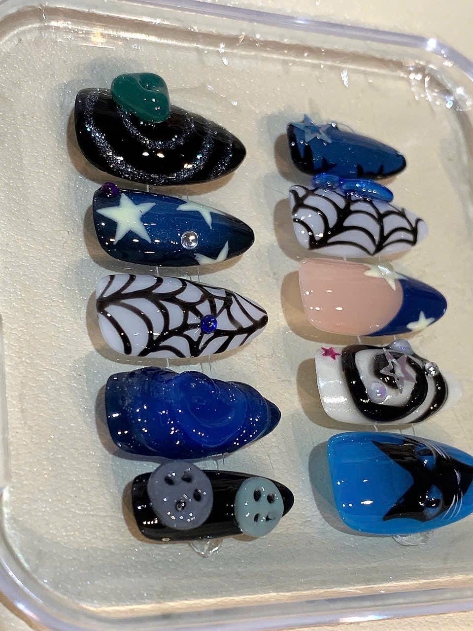 Witchy Press On Nails: Black Cat, Starry Sky & Spider Web - Glow in the Dark