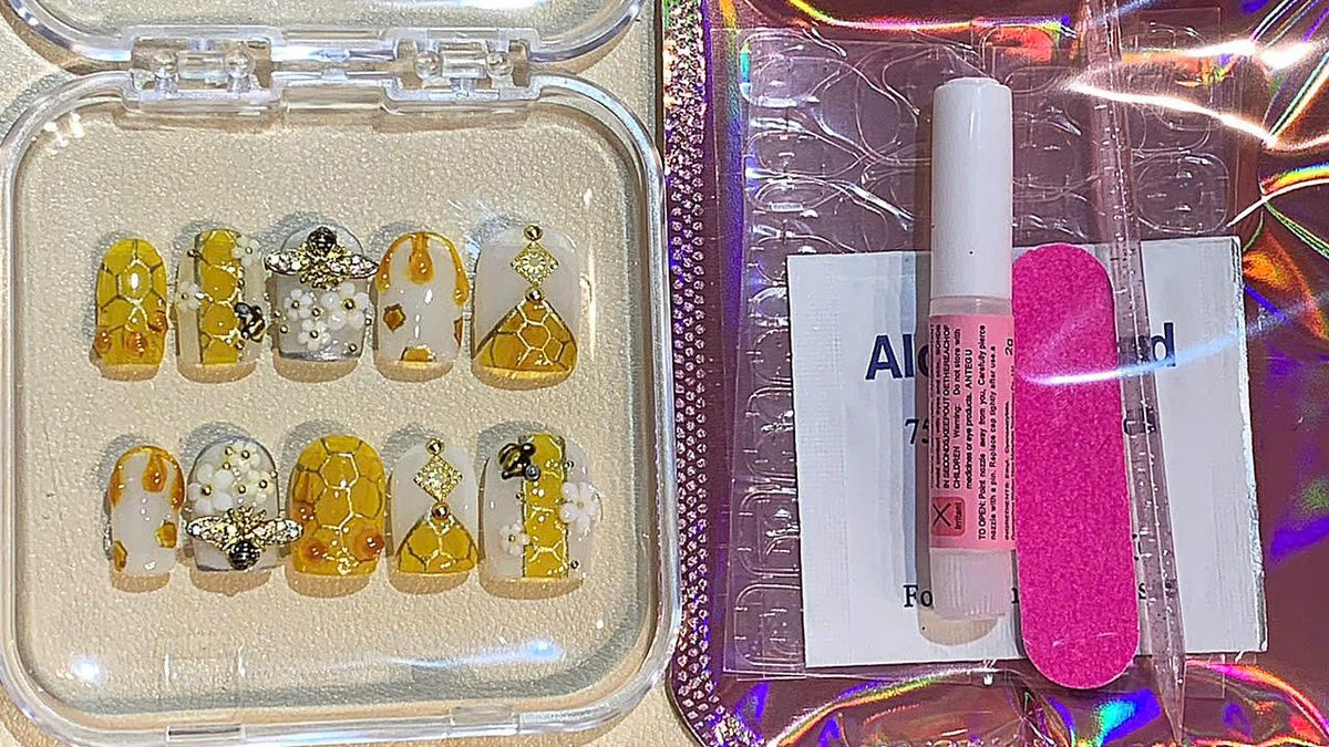 Honeycomb Bee Press On Nails | Amber Gold Drip Nails | 3D Honey Bee Nail Art