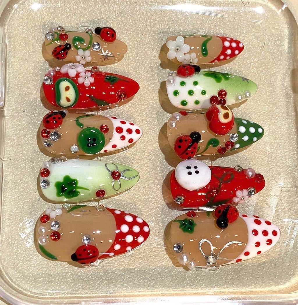 3D Ladybug Press On Nails: Flower Button Nail Art, Reusable Red Green Fake Nails