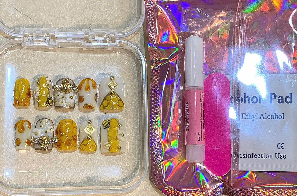 Honeycomb Bee Press On Nails | Amber Gold Drip Nails | 3D Honey Bee Nail Art