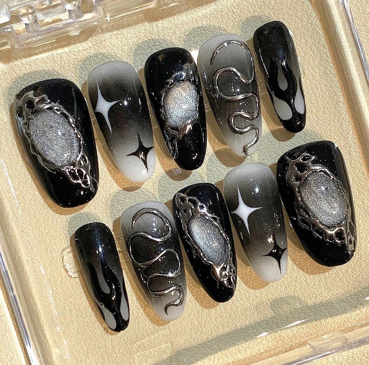 Black Silver Snake Press On Nails: Gothic Chrome Halloween Nail Art