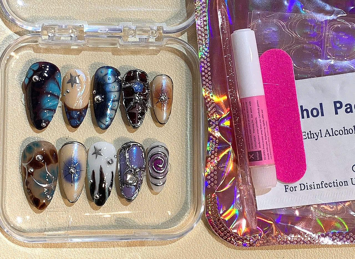 Galaxy Press On Nails: Holographic Cosmic Star Cyberpunk Nail Art