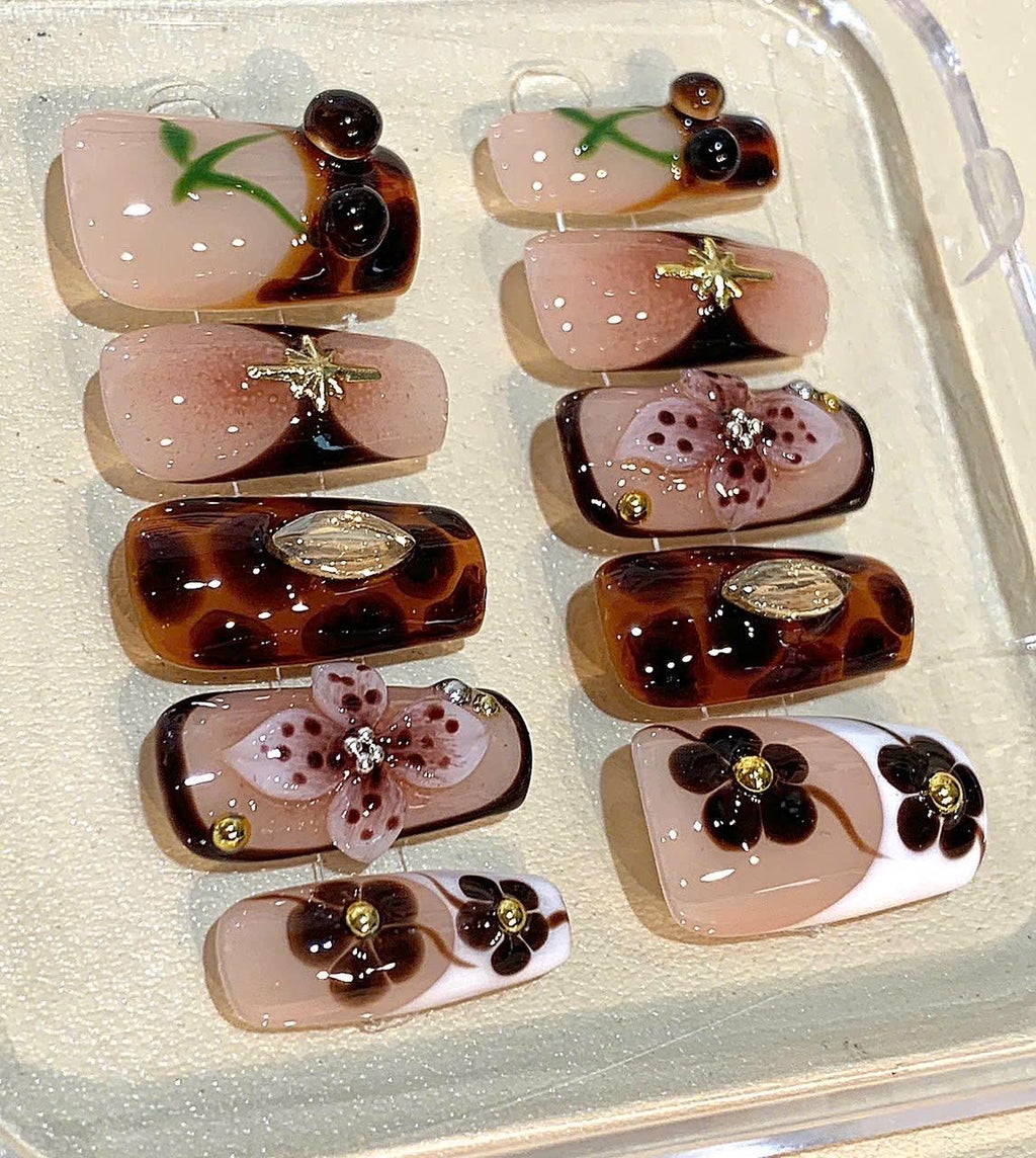 Tortoiseshell Flower Press On Nails: 3D Floral Nail Art with Gold Charms
