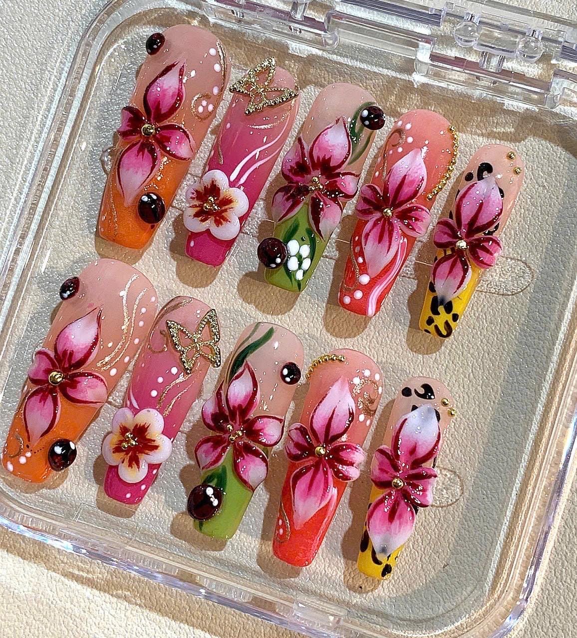 Hand Painted Tropical Flower Press On Nails: Summer Nail Art