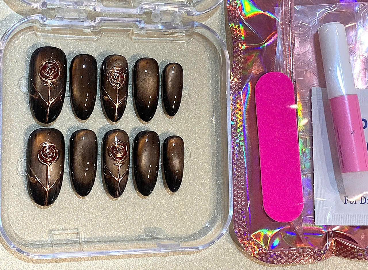 Black Rose Press On Nails: Gothic Cat Eye Magnetic Effect, Handmade