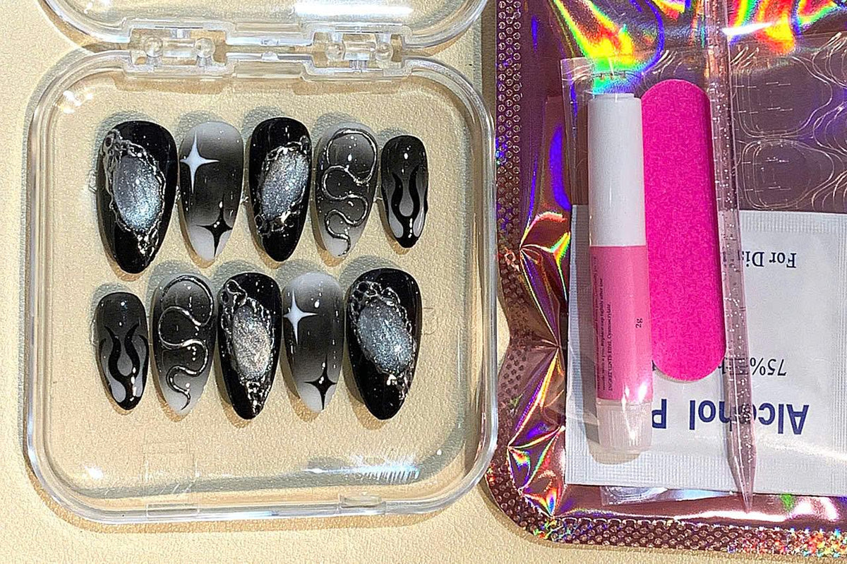 Black Silver Snake Press On Nails: Gothic Chrome Halloween Nail Art