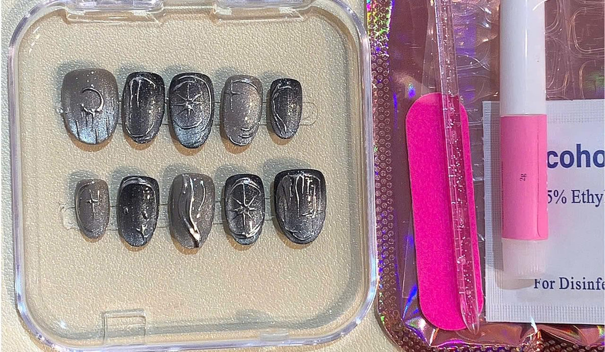 Galaxy Press On Nails: Starry Night Cosmic Handmade False Nail Set