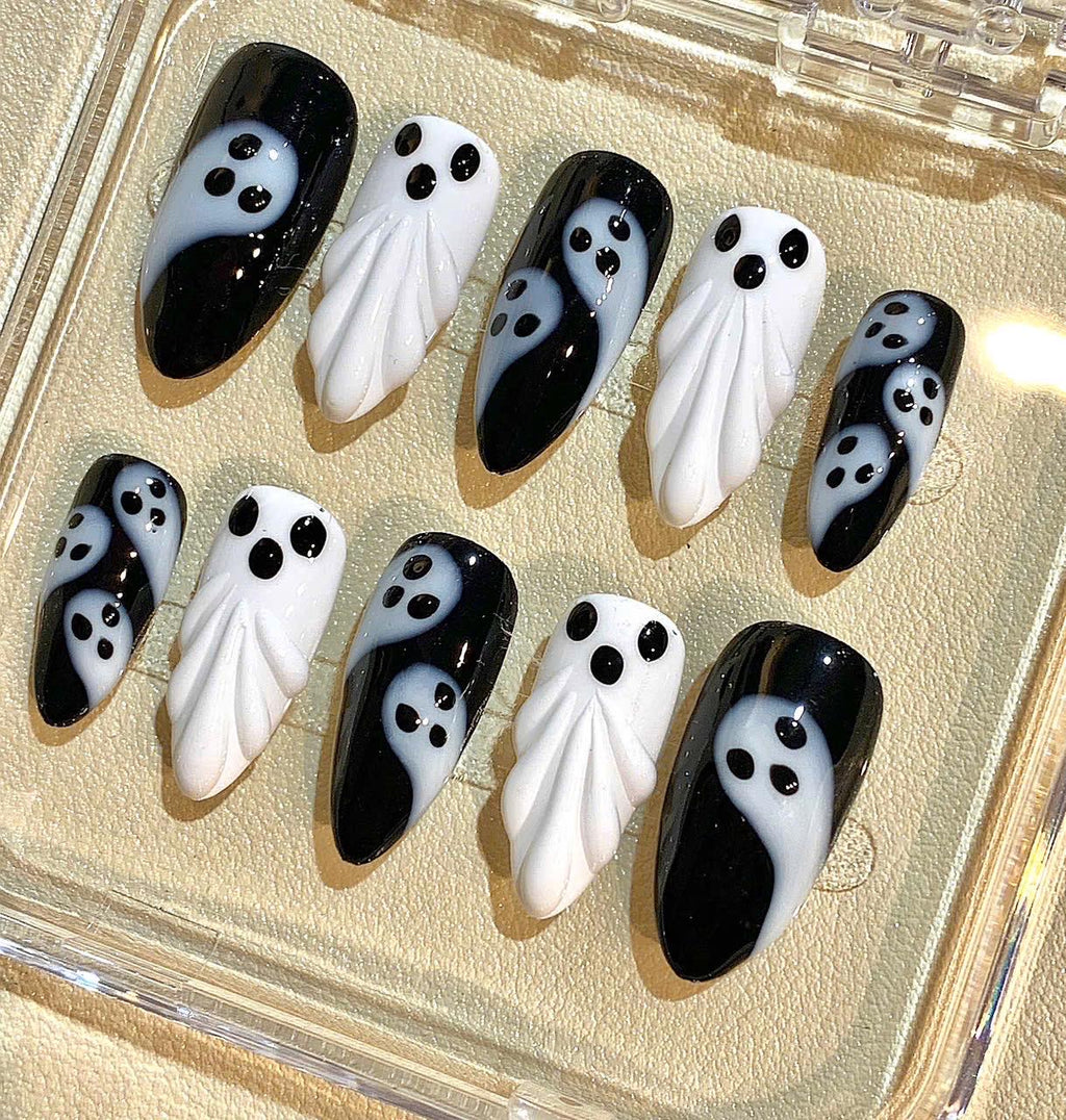 Halloween Ghost Press On Nails: 3D Black and White False Nails