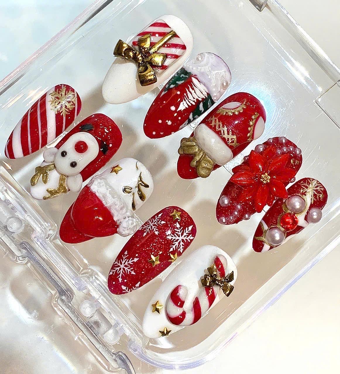 Christmas Press On Nails – Santa, Reindeer & Candy Cane Holiday Nail Set