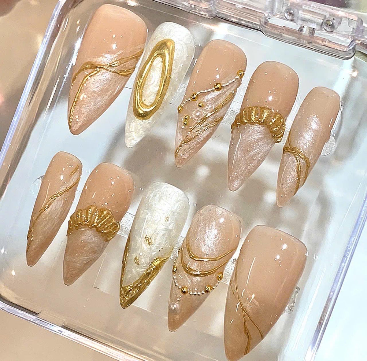 Luxury Nude Gold Press On Nails – Elegant Marble Nail Set