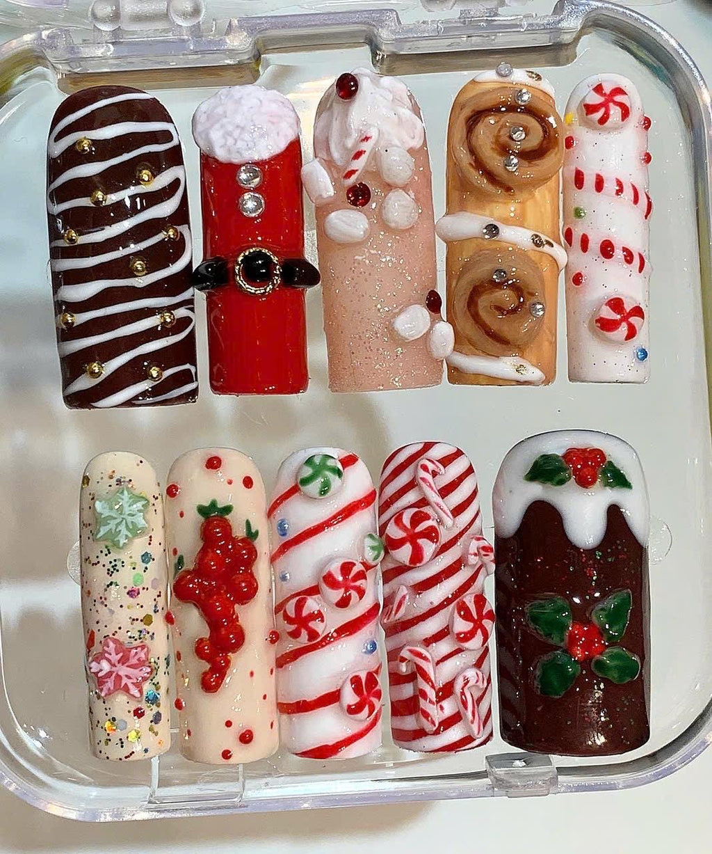 Christmas Candy Press On Nails – Santa, Peppermint & Dessert Nail Set