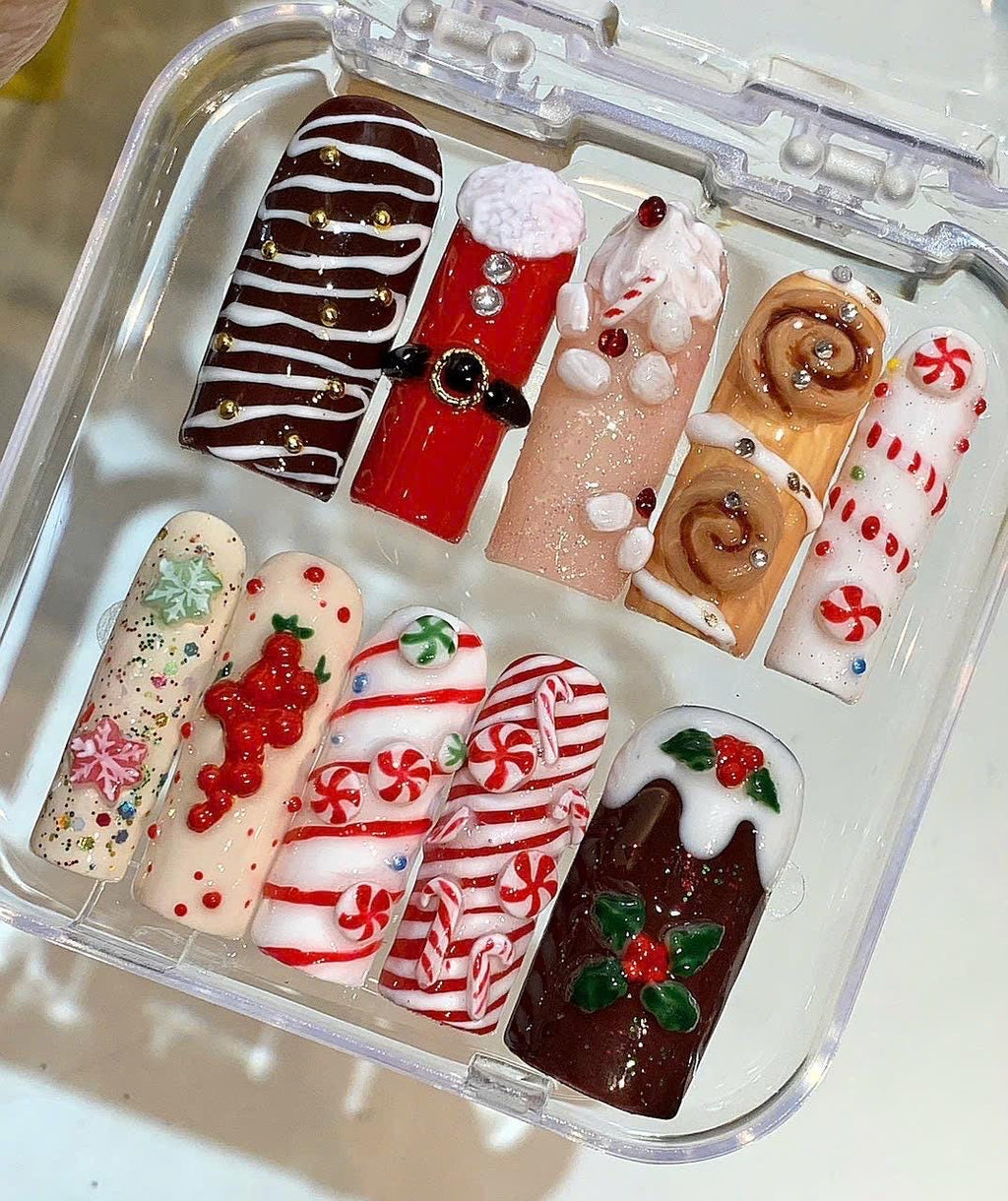 Christmas Candy Press On Nails – Santa, Peppermint & Dessert Nail Set