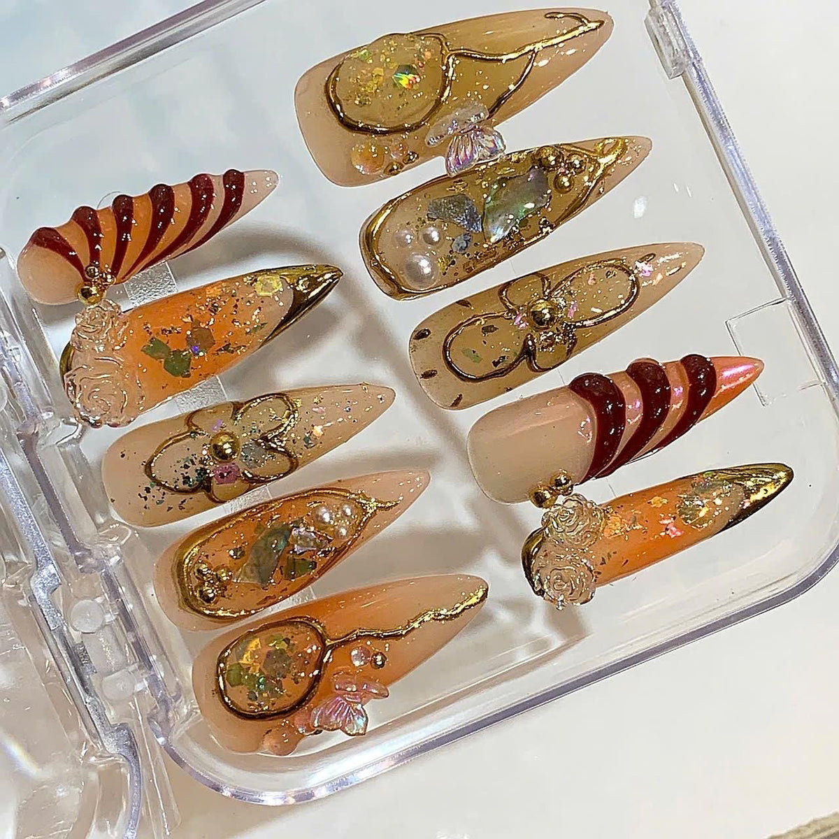 Golden Amber Press On Nails – Elegant Gold Foil Nail Set