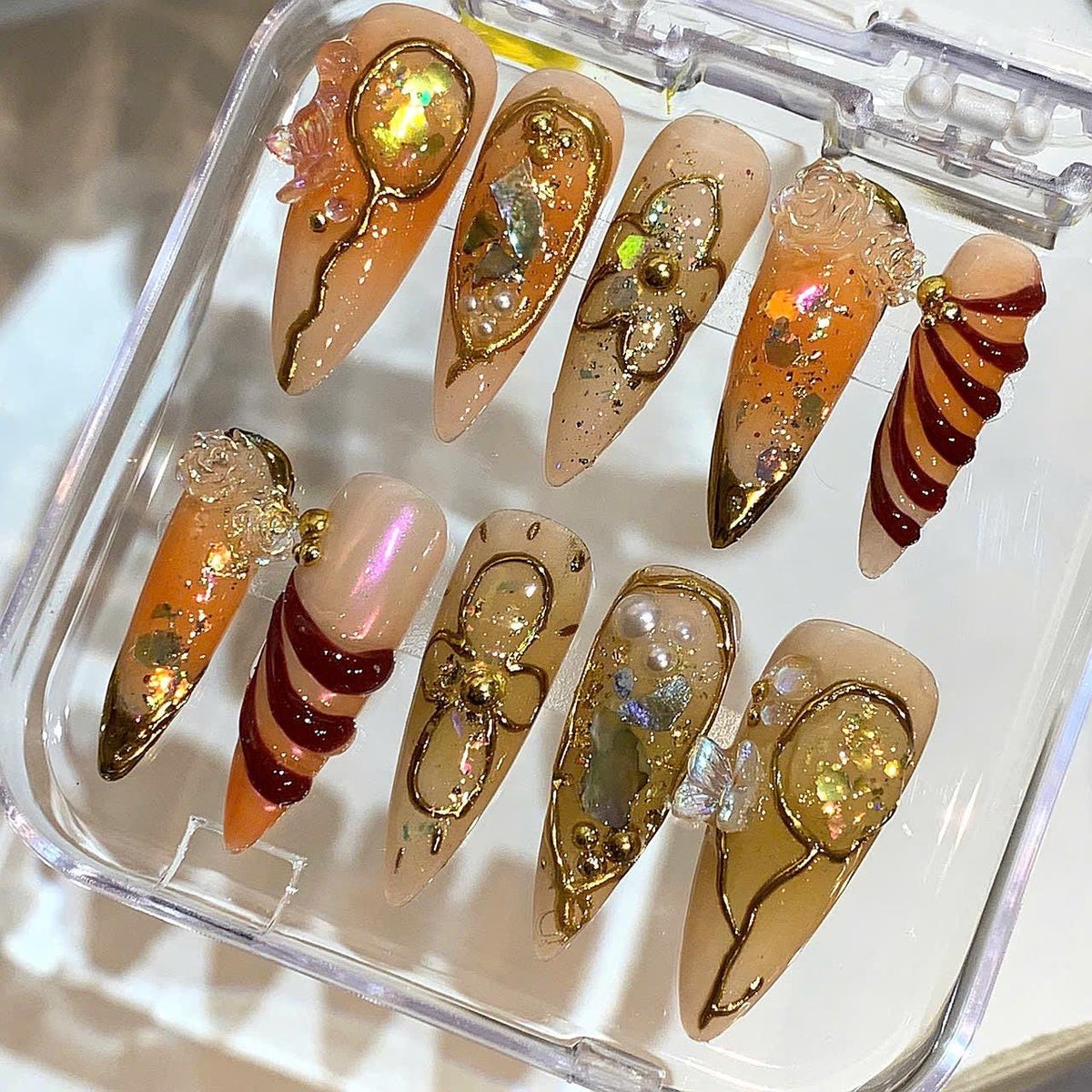 Golden Amber Press On Nails – Elegant Gold Foil Nail Set