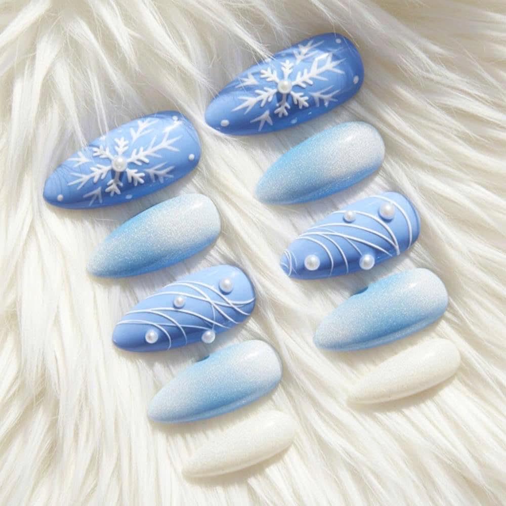 Blue Snowflake Press On Nails – Frozen Winter Nail Set