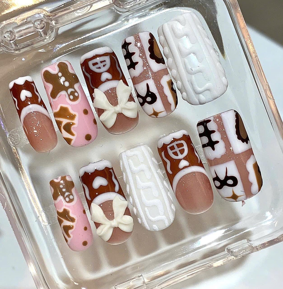 Gingerbread Christmas Press On Nails | Bow Cookie, Winter Sweater Design