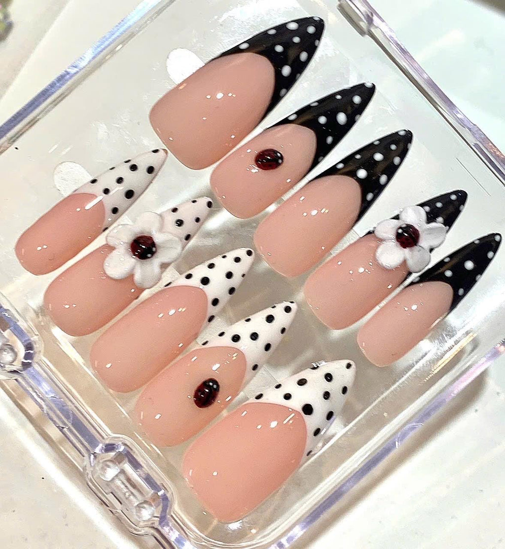 Polka Dot Ladybug Press On Nails – Black & White Flower 3D Charming Nail Set