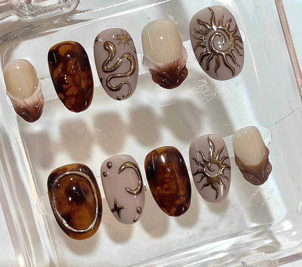 Brown Tortoise Press On Nails – Sun Moon Snake Nail Art