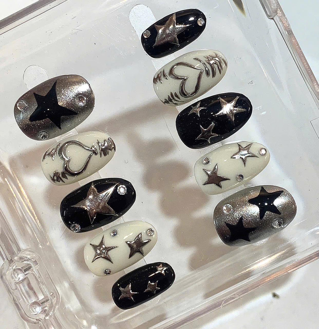 Metallic Star Press On Nails – Black White Silver Nail Art