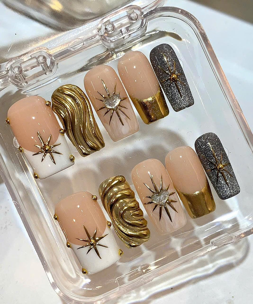 Gold Chrome Press On Nails – 3D Metallic Starburst, Cosmic Glam