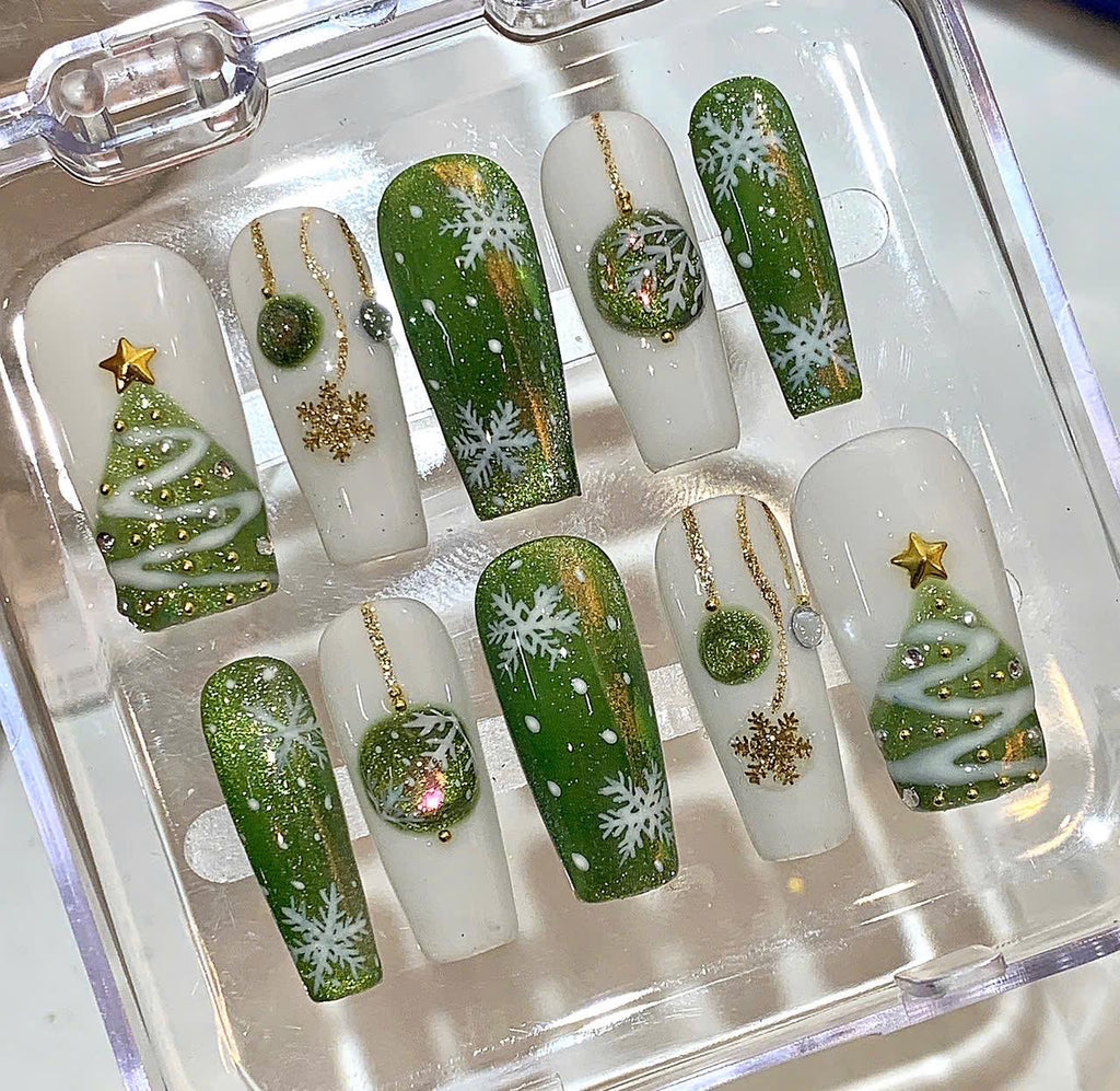 Green Christmas Tree Press On Nails - Holiday Snowflake Fake Nails