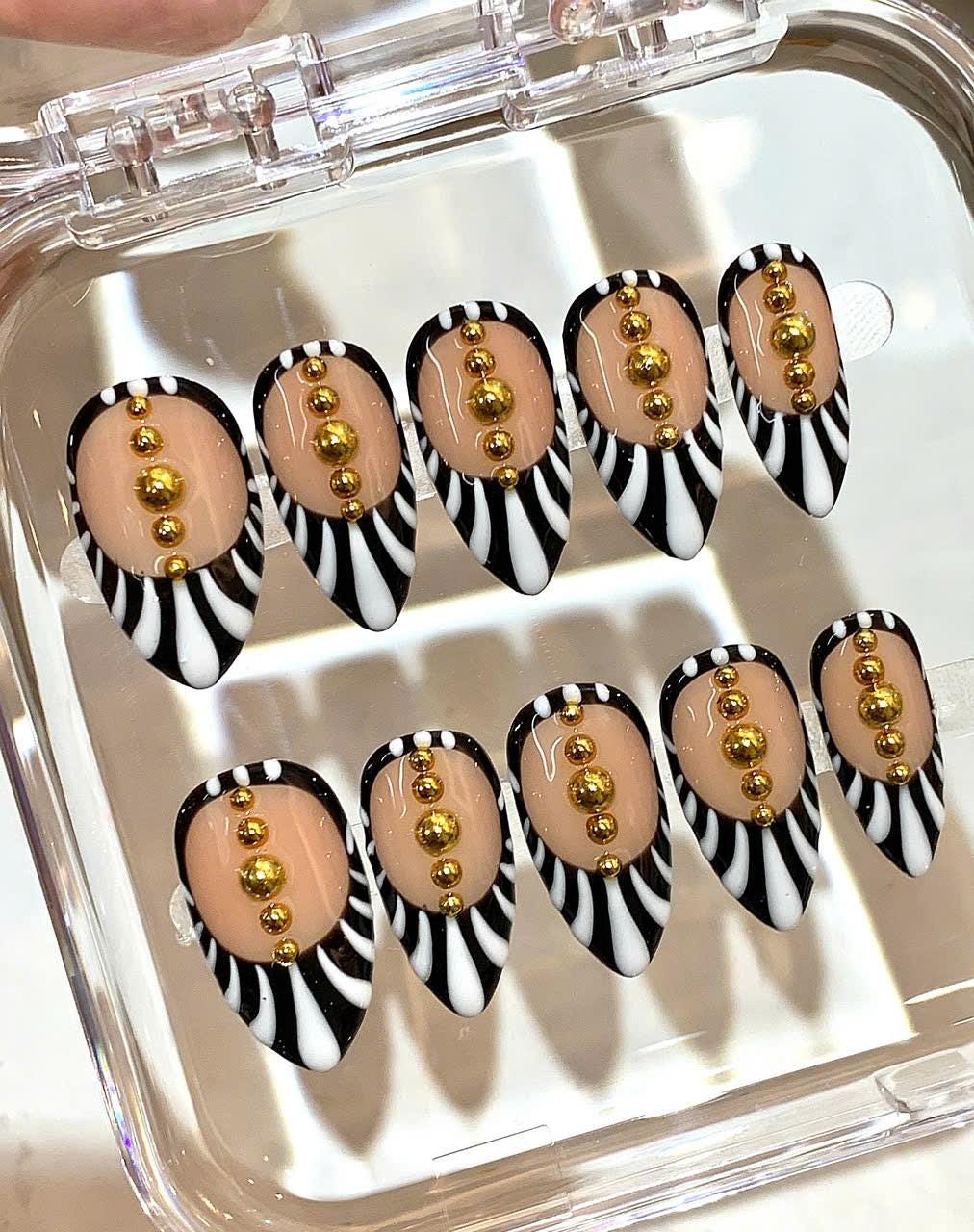 Handmade Zebra Stripe Press On Nails: Black, White & Gold