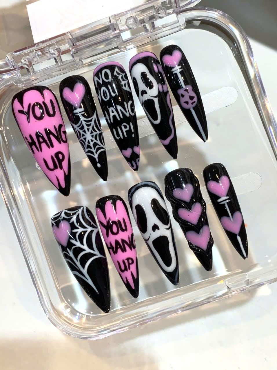 Horror Scream Press On Nails: Pink Black Spooky Spider Web Nail Art
