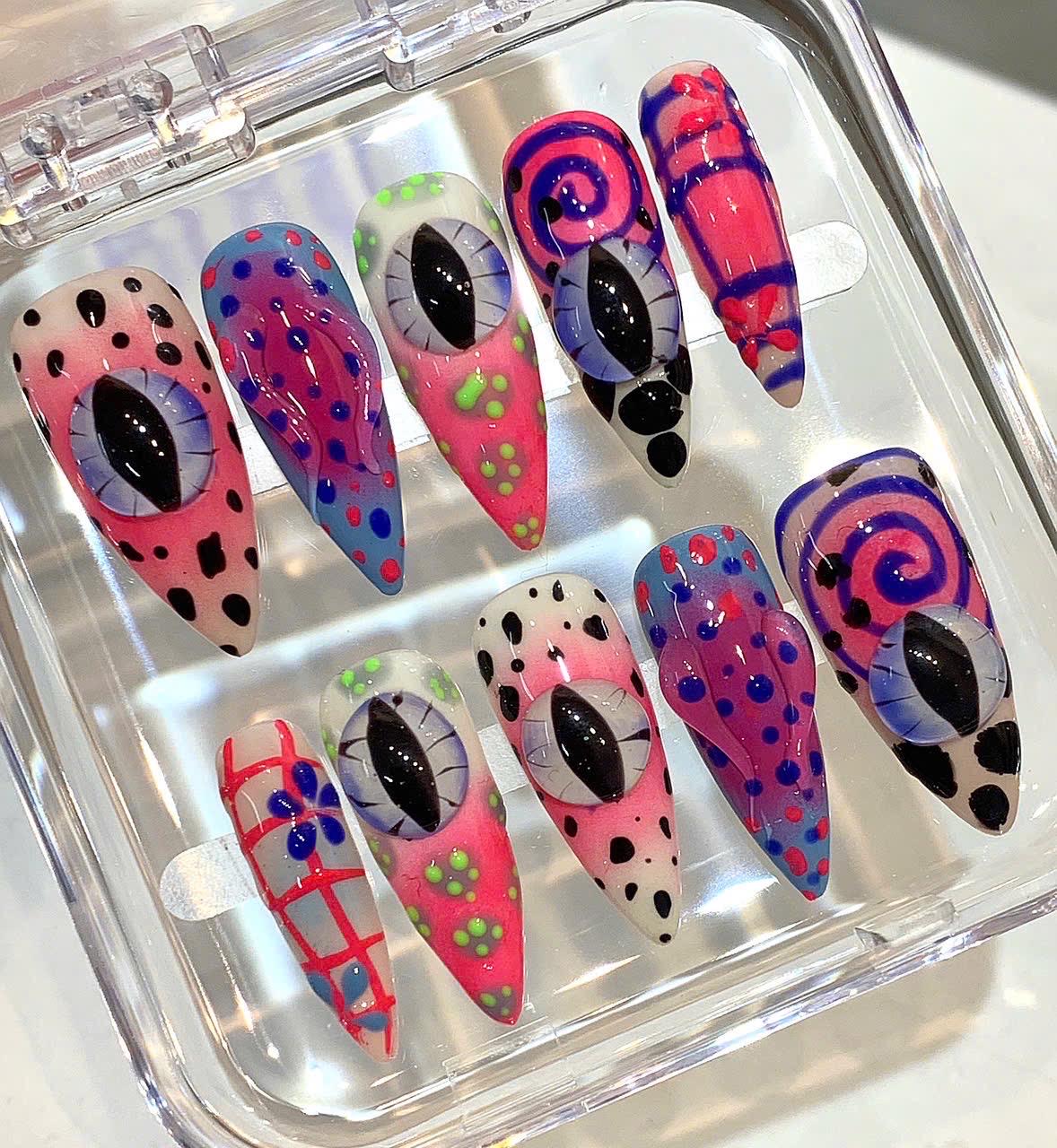Creepy Monster Eye Press On Nails | Y2K Gothic Nail Set