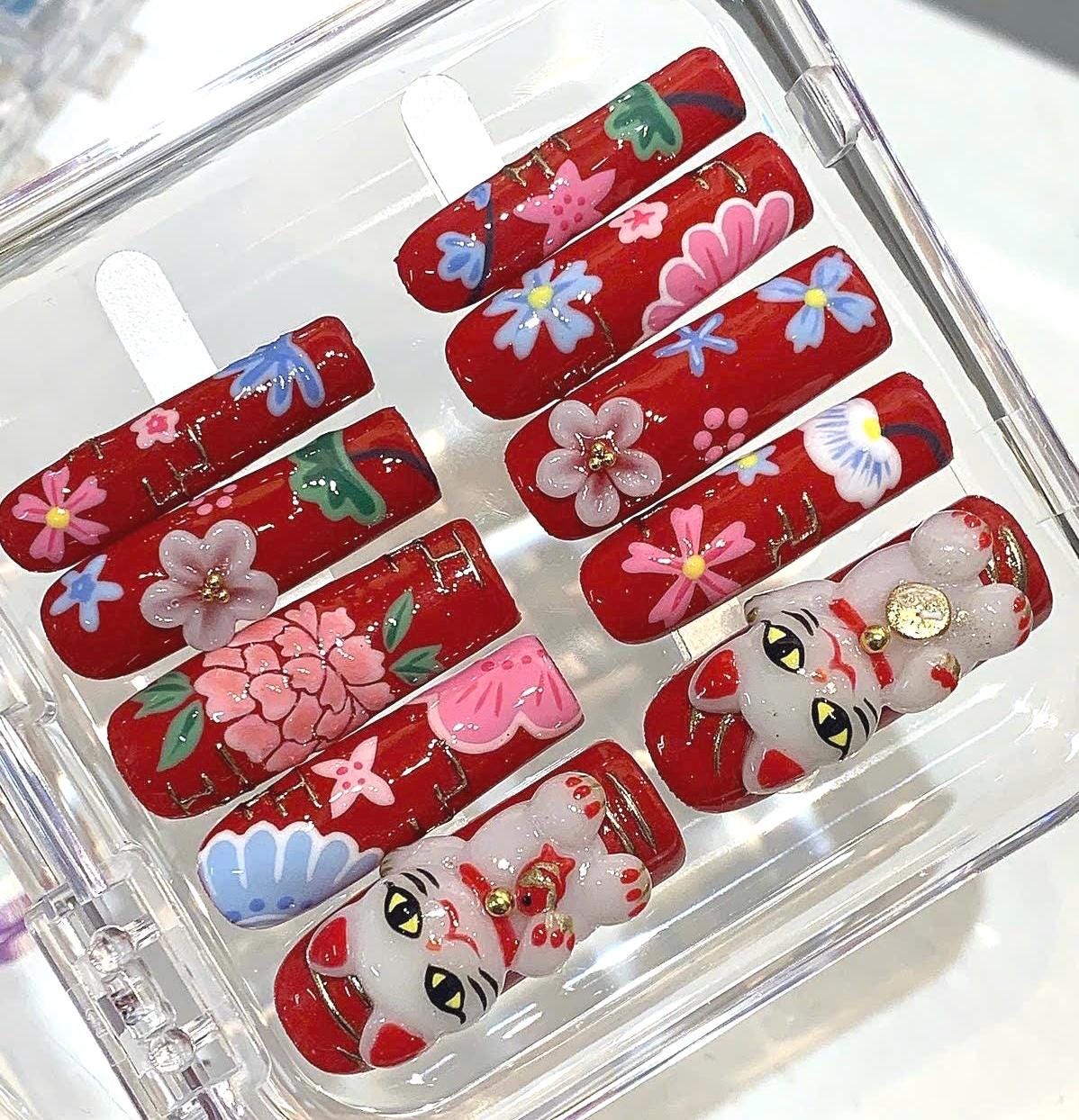 Lucky Cat Press On Nails – Red Floral Japanese False Nail Set