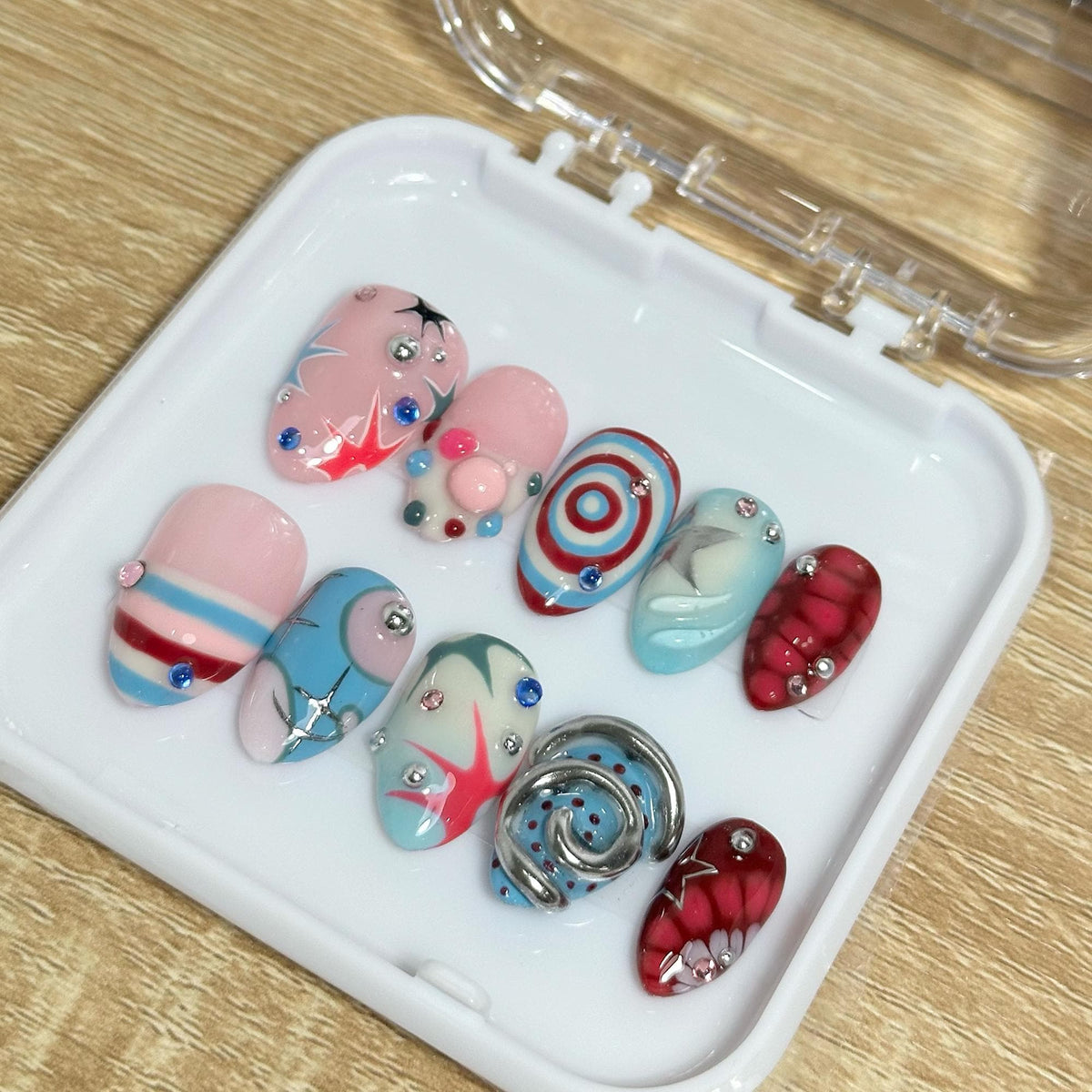 Y2K Abstract Press On Nails: Handmade Retro Star Nail Art