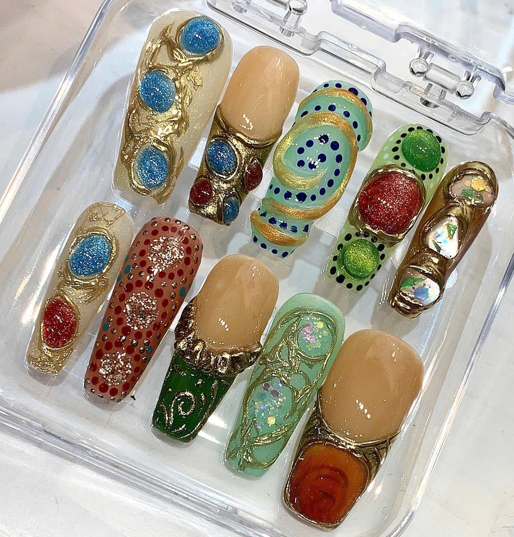 Gemstone Press On Nails, Gold 3D Artistic Nails, Jewel Design Nail Set