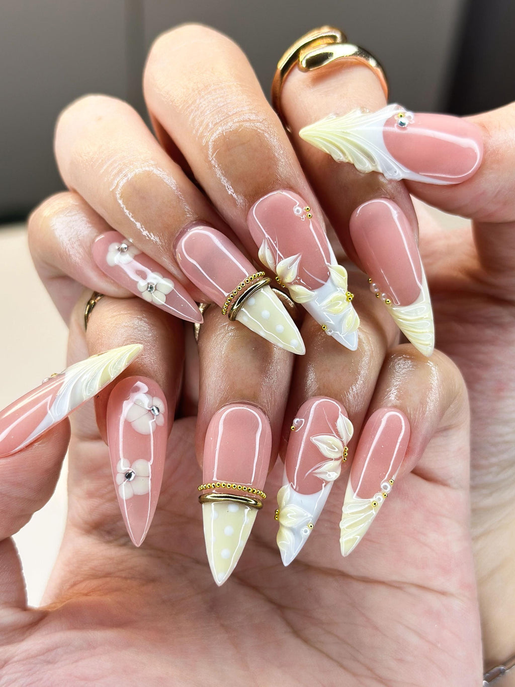 3D Butter-Cream Floral Nails | Polka Dot & Shell French Press Ons | Luxury Vintage Cream Stiletto Art | Coquette Nails | JB381IC