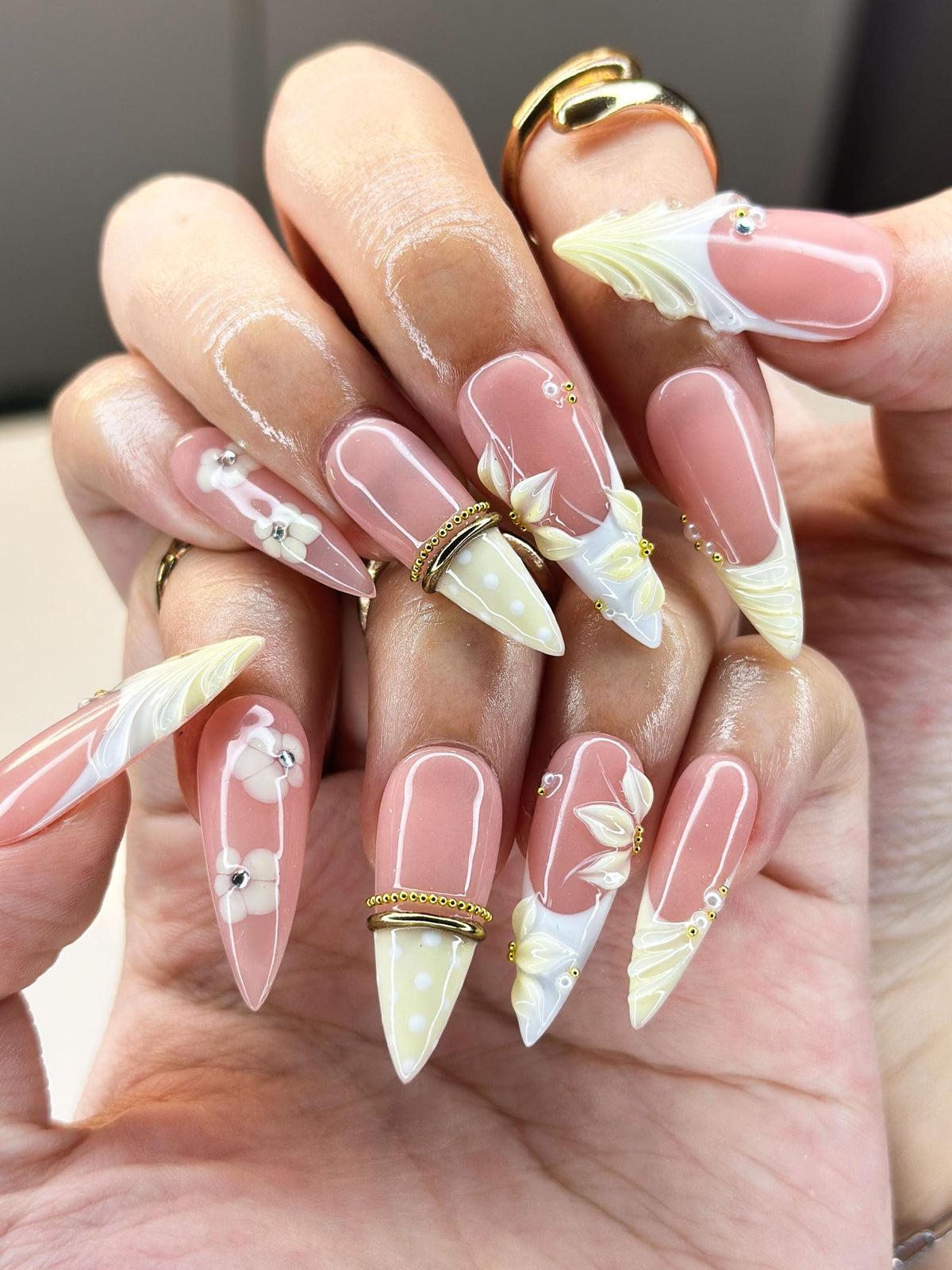 3D Butter-Cream Floral Nails | Polka Dot & Shell French Press Ons | Luxury Vintage Cream Stiletto Art | Coquette Nails | JB381IC