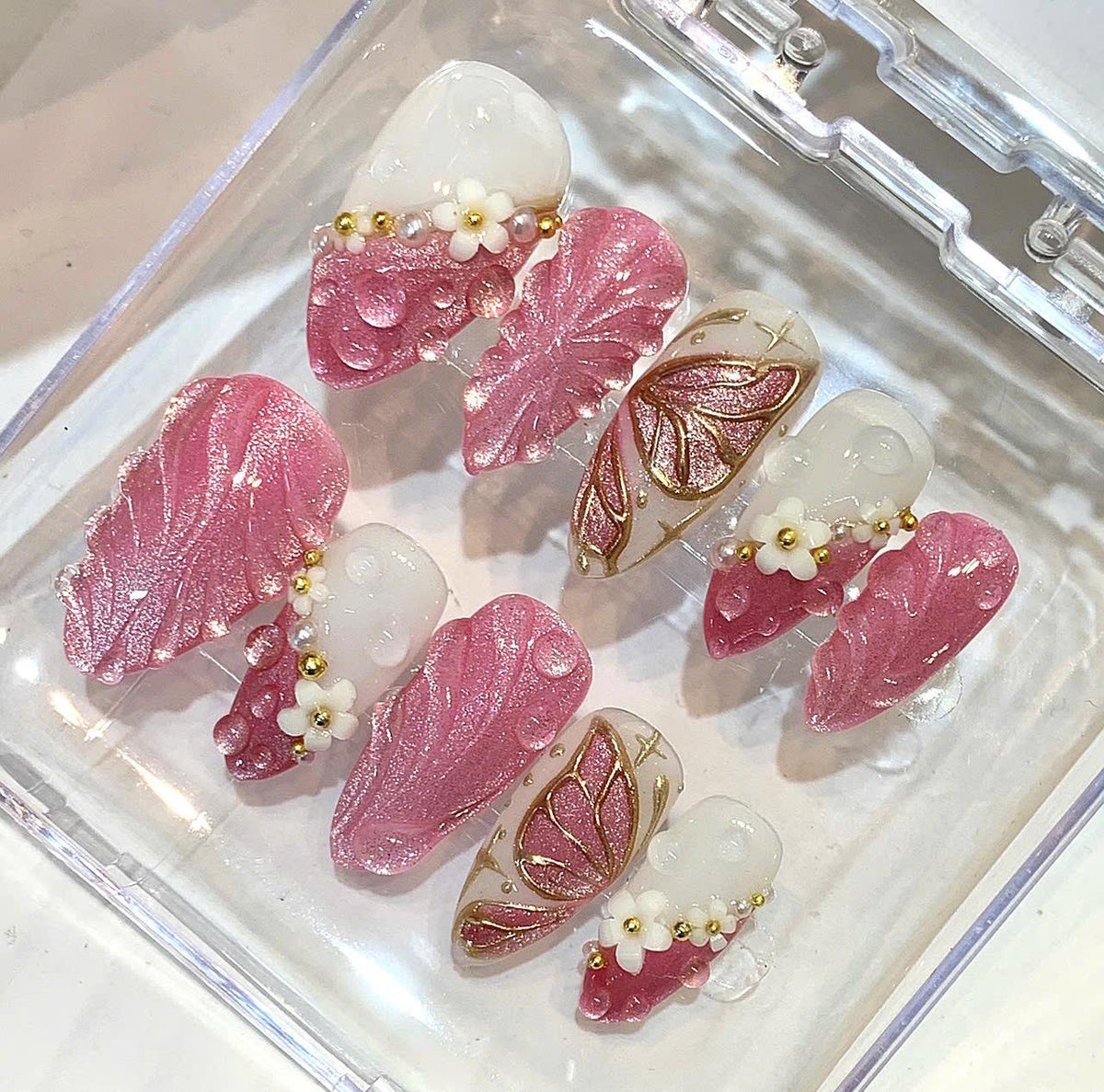 Pink 3D Floral Butterfly Press On Nails, Pearl Gold Charm Set