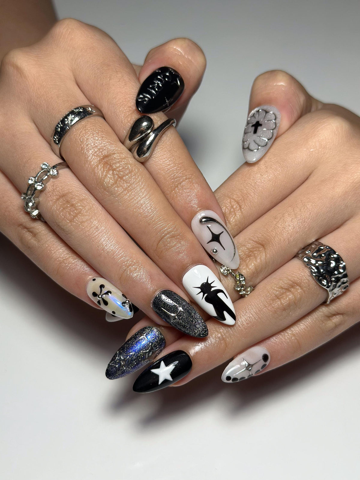 K-Pop Inspired Idol Press-On Nails | Fan Collectible Edition | Luxury 3D Star & Chrome Stiletto Art | Y2K Cyberpunk Aesthetic | JB380IC