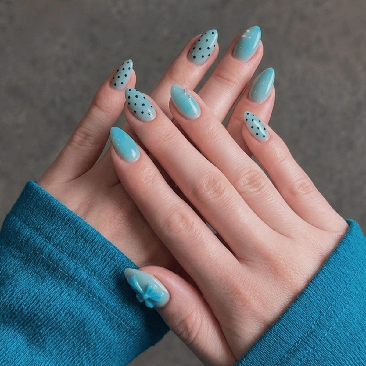 Tiffany Blue Press On Nails, Handmade Polka Dot Nails, 3D Cross Fake Nails, Cute Kawaii Short Nails, Baby Blue Nails