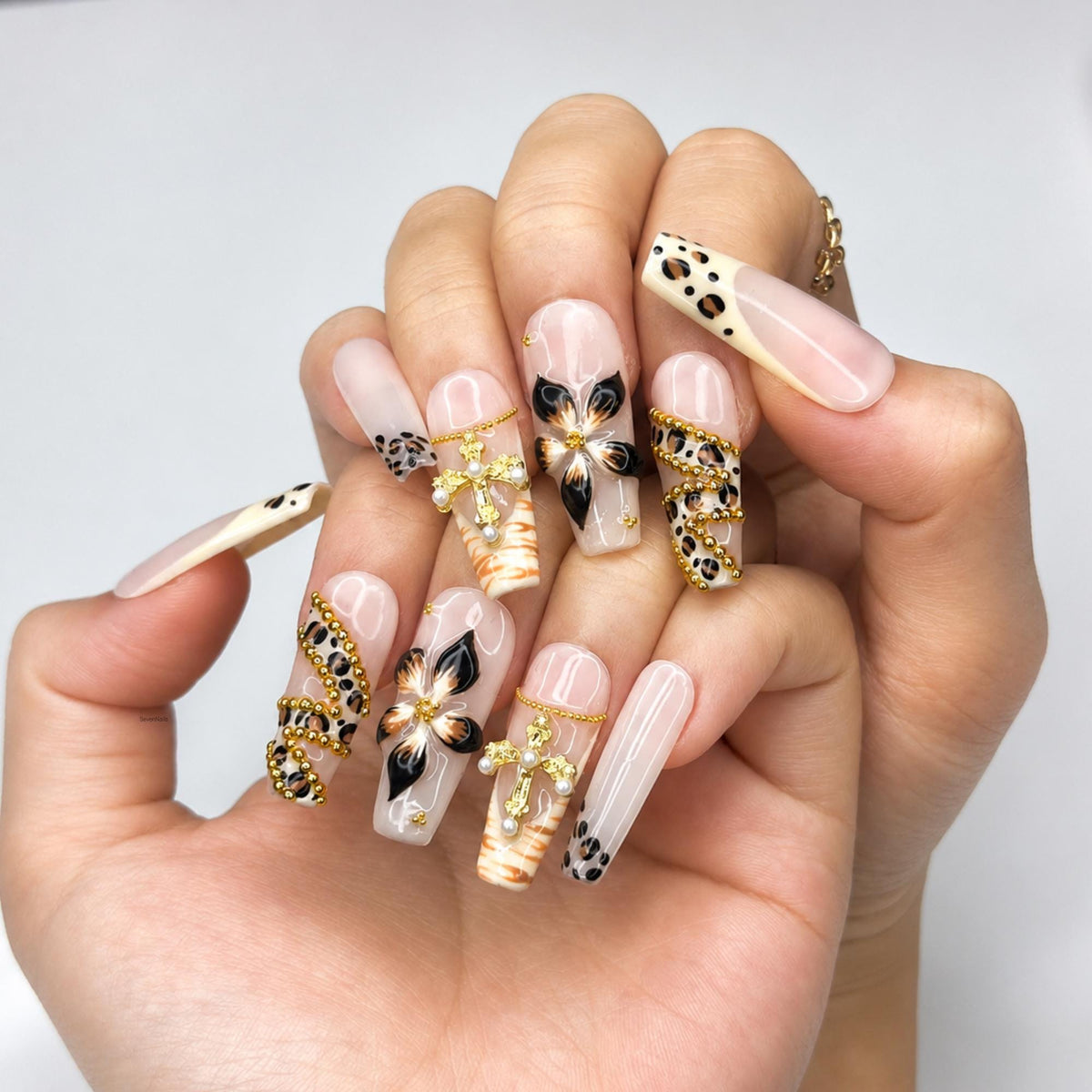Cheetah Leopard Print Fake Nails • Gold Cross Pearl Charm Coffin Shape • Reusable Glue On Nails • Vacation Party Gift for Her • JB438ZG